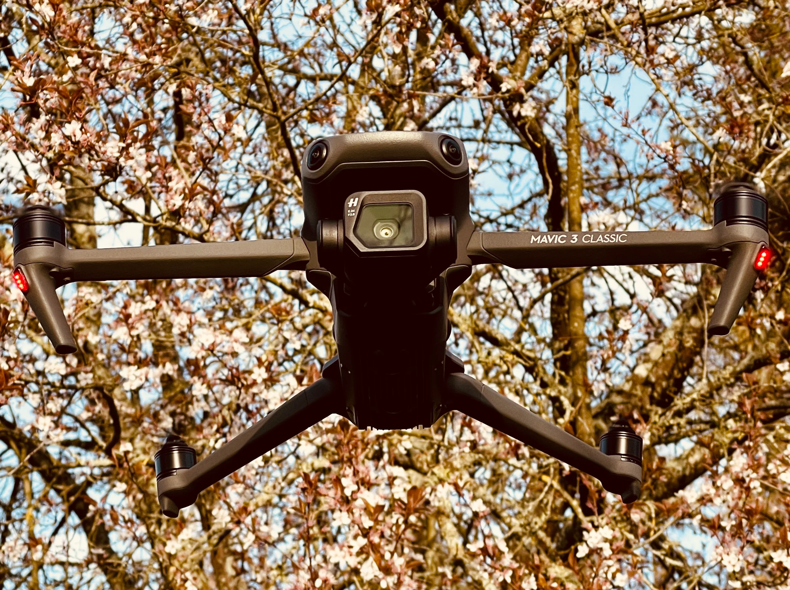 Drone du vidéaste Henrialisation : le DJI Mavic 3 Classic